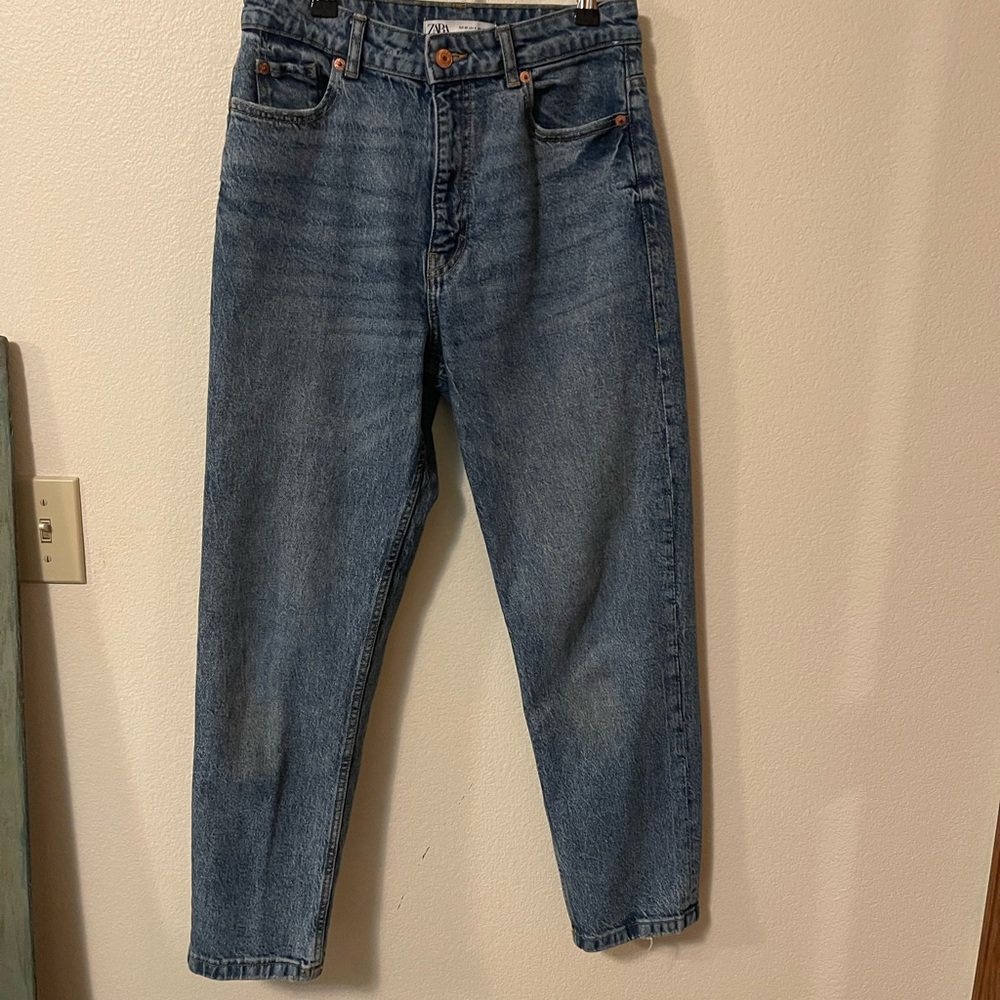 Zara Relaxed Fit Blue Jeans